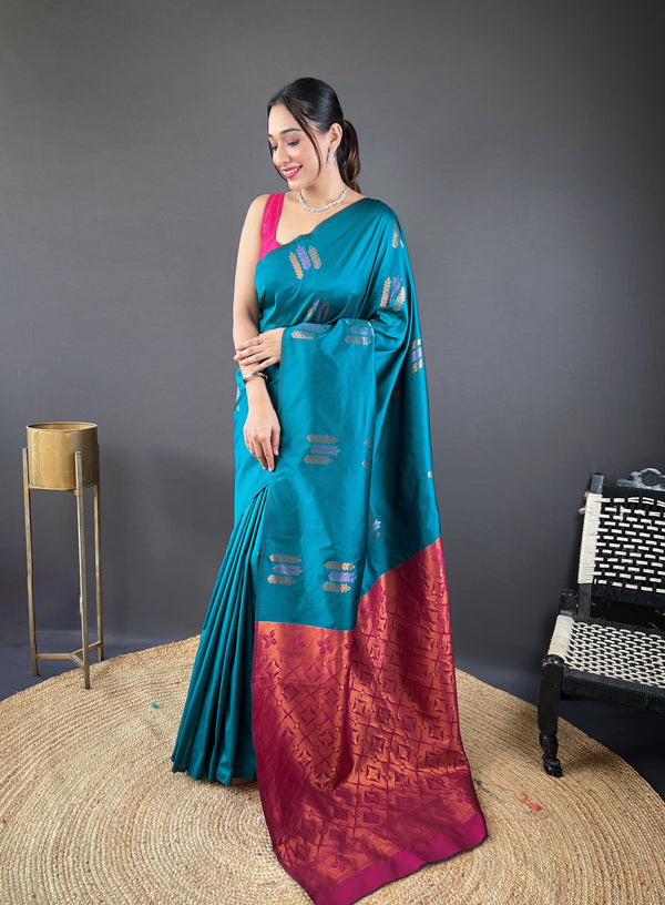 Opulent Copper Rich Weaving Pallu Teal Blue Color Saree