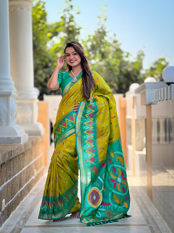 Mehndi Color Patola Weaving Border Silk Saree